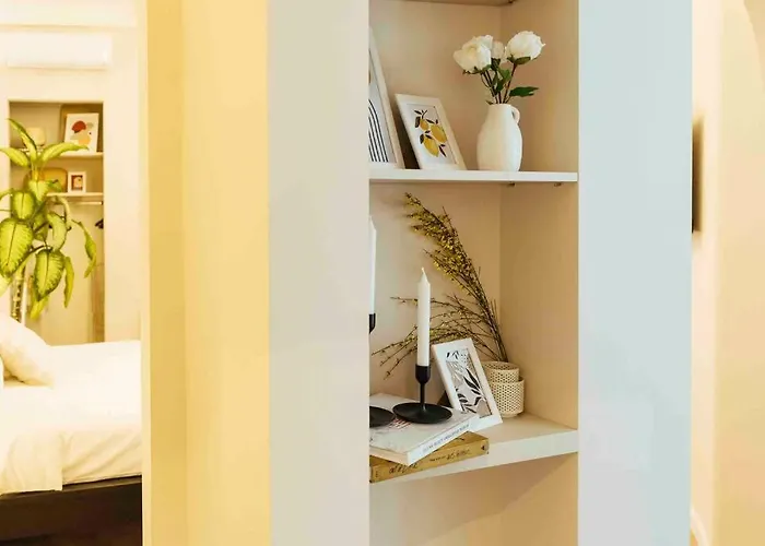 Stunning Views - Location - Netflix + Balcony Lägenhet