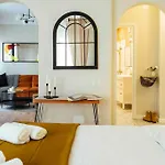 Apartament Stunning Views - Location - Netflix + Balcony Bukareszt