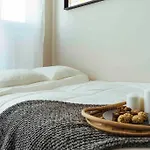 Stunning Views - Location - Netflix + Balcony Apartament *