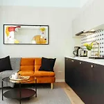Stunning Views - Location - Netflix + Balcony