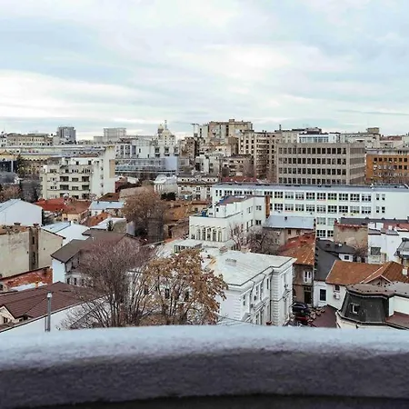Lägenhet Stunning Views - Location - Netflix + Balcony