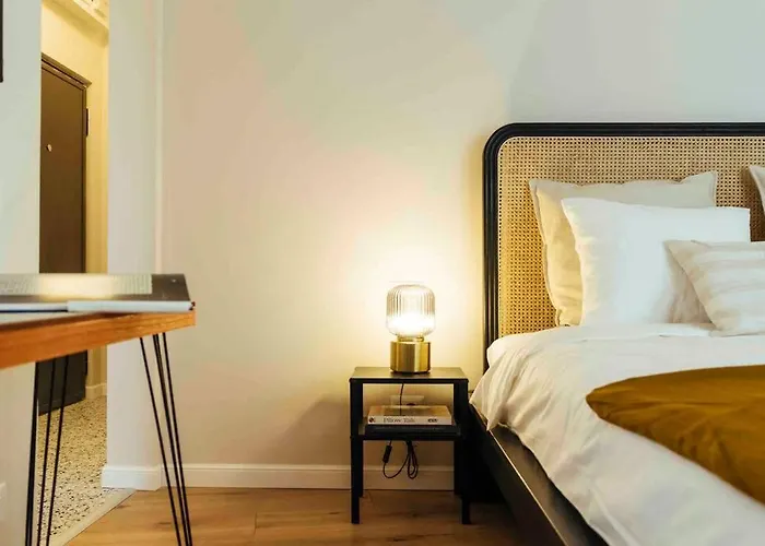 Apartament Stunning Views - Location - Netflix + Balcony