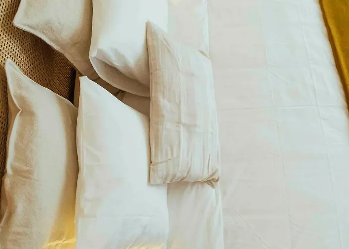 Apartament Stunning Views - Location - Netflix + Balcony Bucureşti