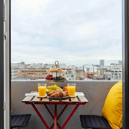 Stunning Views - Location - Netflix + Balcony Boekarest