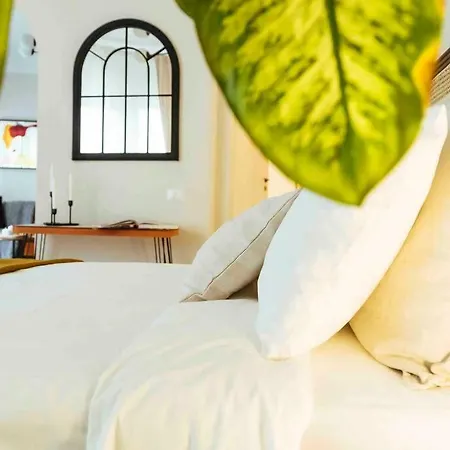 Stunning Views - Location - Netflix + Balcony Бухарест